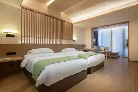 Howard Johnson Huashuiwan Hot Springs Resort Chengdu - 3