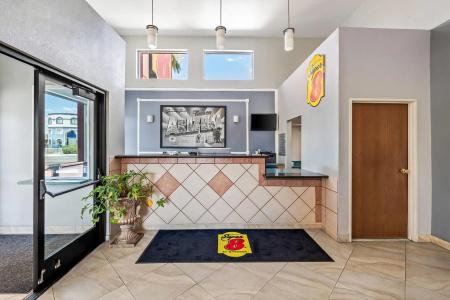 Super 8 by Wyndham Marana/Tucson Area - 30