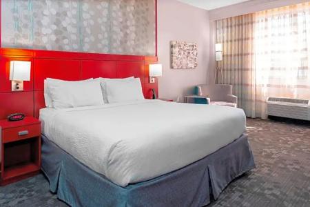 Courtyard by Marriott - 46