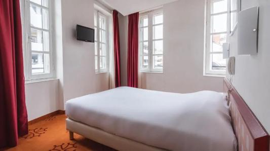 Ours Blanc - Centre - 38