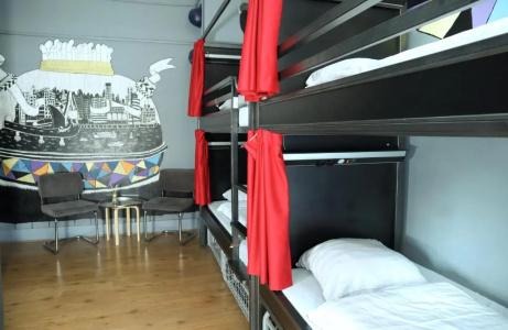Hostel - 35