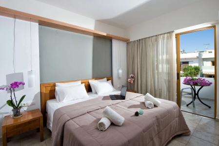 Mary & Mary Royal Suites - 52