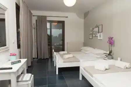 Aqua Beachfront Elegant - 77