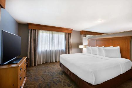 Best Western Plus Grantree Inn - 65