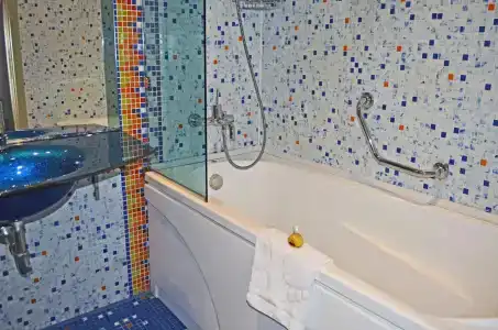 Aqua - 10