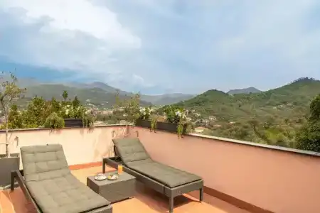 Vis à Vis - 106