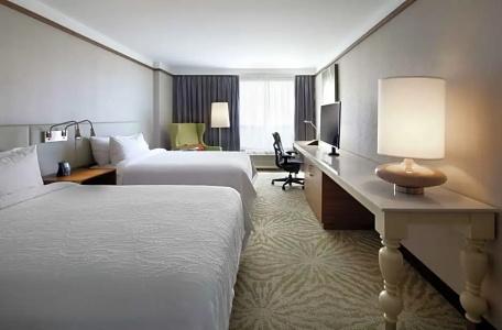Hilton Garden Inn Montreal Airport - 54