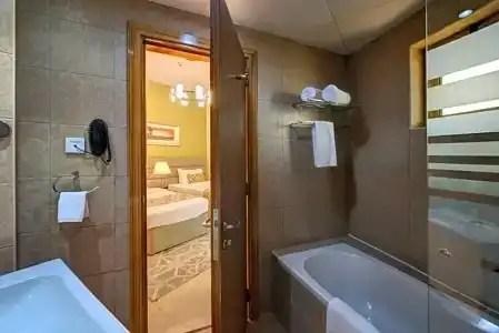 Radiance Premium Suites - 59