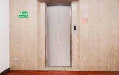 Greenview Ekkamai10 Suite - 12