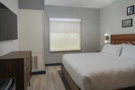 Four Points by Sheraton Dallas Arlington Entertainment District - 38