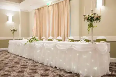 Holiday Inn Cardiff North m4 Jct 32, An Ihg - 1