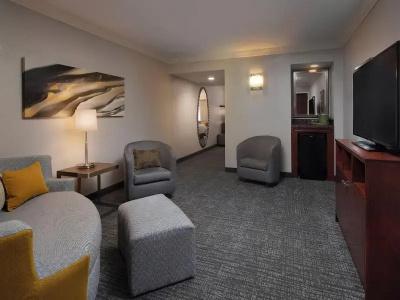 Courtyard by Marriott Sarasota/Riverfront - 45