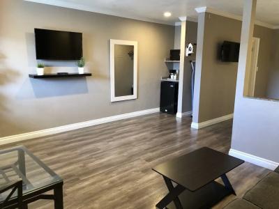 Anaheim Executive Inn & Suites - 68