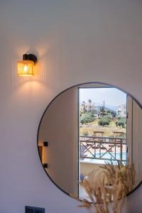 Notos Heights & Suites - 181