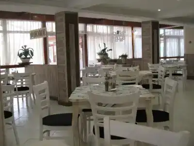 Estreya Palace - 21