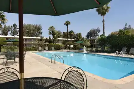 Ramada by Wyndham/Silicon Valley - 11