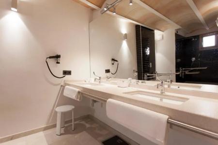 Bosch Boutique - 35