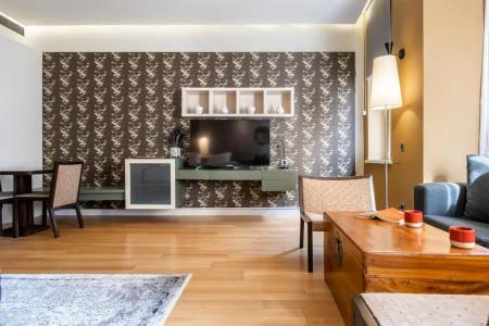 Ansen and Suites - 200
