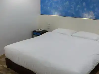 Uthong Garden Resort - 9