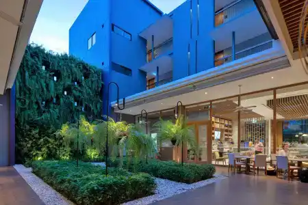 Holiday Inn Express Phuket Patong Beach Central, An Ihg - Sha Plus - 0