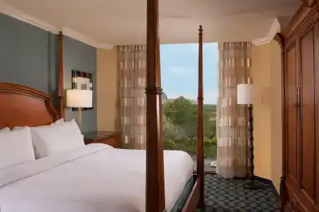 Greenville Marriott - 43