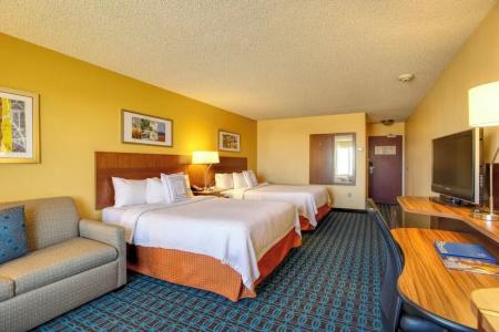 Fairfield Inn by Marriott - 37