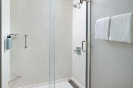Courtyard by Marriott - 34