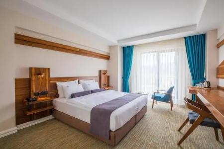 Karpalas City & Spa - 44