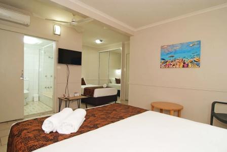 Comfort Inn City - 2