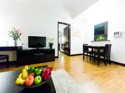 Diamond Westlake Suites - 61