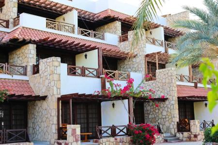 Taba & Nelson Village - 38