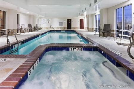 Holiday Inn Express & Suites West - 11