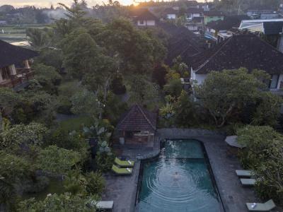 Sri Ratih Cottages - 52
