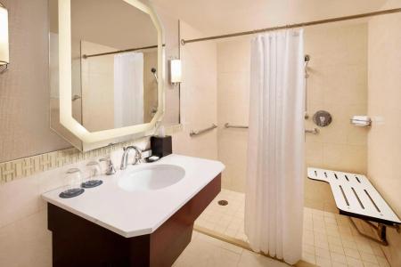 Sheraton New Orleans - 7