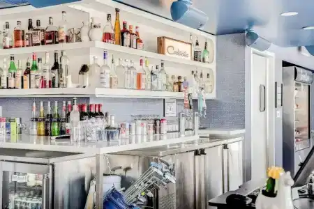 Downtowner Boutique - 8