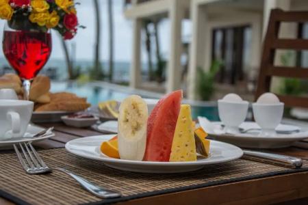 Sapphire Seas Beachfront - 13
