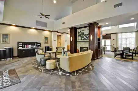 Homewood Suites by Hilton - 1