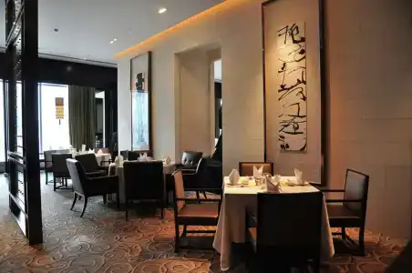 DoubleTree by Hilton Beijing - 28