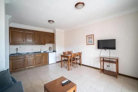 Fora Apart - 71