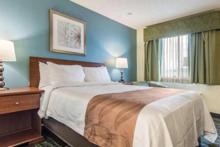 Quality Inn - 30