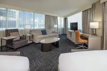 DoubleTree by Hilton Nashville Downtown - 9