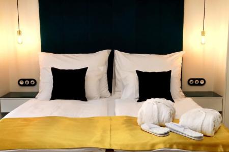 Art Deco Wolker By Astoria & Medical Spa - 109