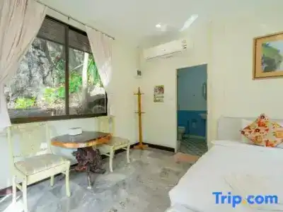 Puprai Tarnnarm - 55