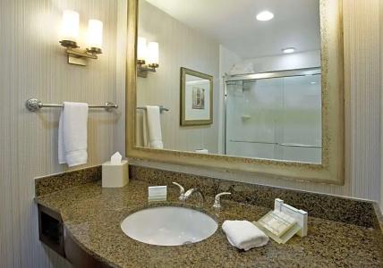 Hilton Garden Inn/Hanes Mall - 80