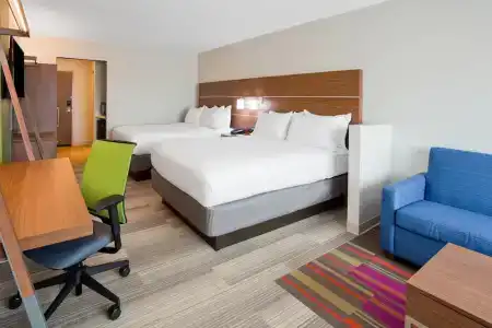 Holiday Inn Express and Suites Downtown, an IHG - 70