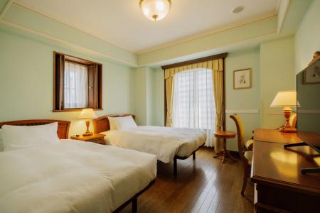 Monterey Sendai - 2