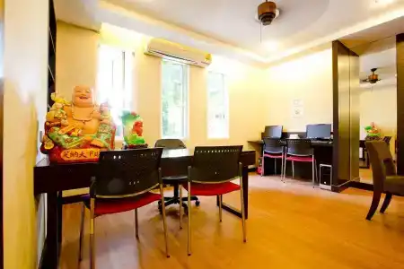 Sinsuvarn Airport Suite - 36