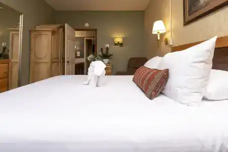 GetAways at Olympic Village Inn - 1