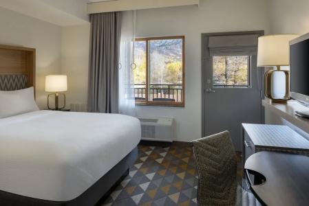 Holiday Inn, An Ihg - 73