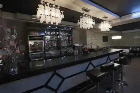 Zargaron Plaza - 24